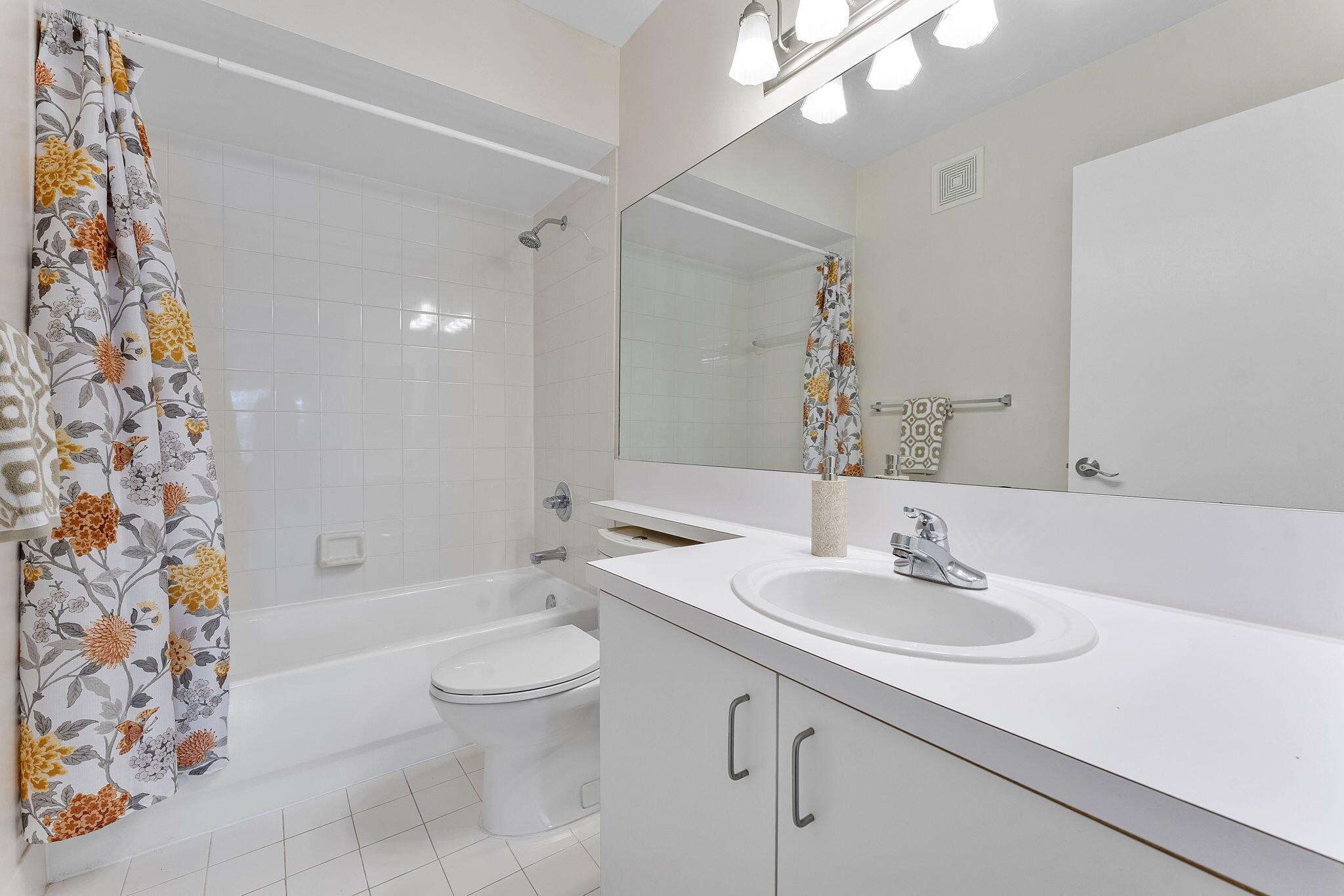 3821 SW Coquina Cv Way #205 Palm City, FL 34990