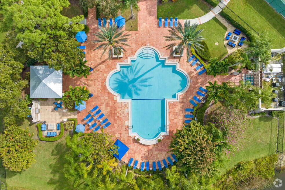 3821 SW Coquina Cv Way #205 Palm City, FL 34990