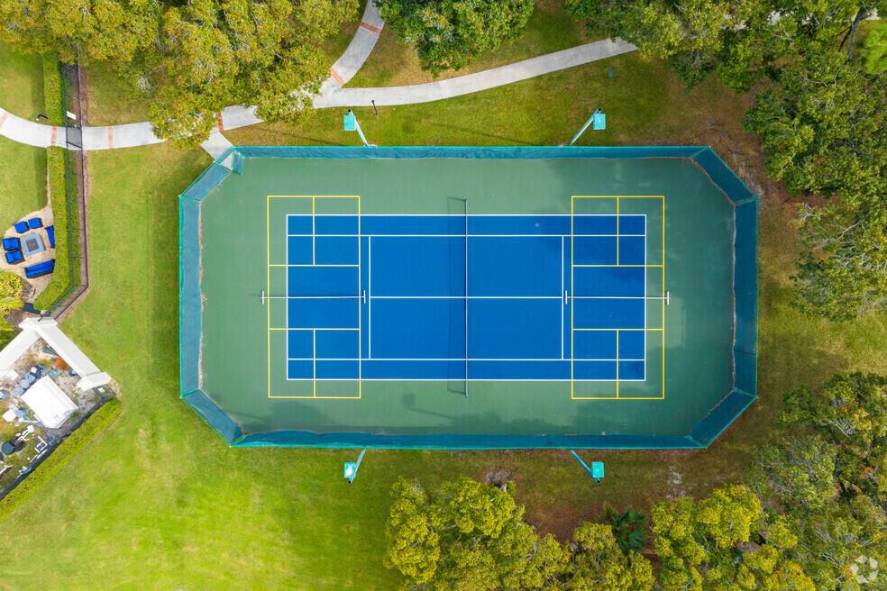 3821 SW Coquina Cv Way #205 Palm City, FL 34990