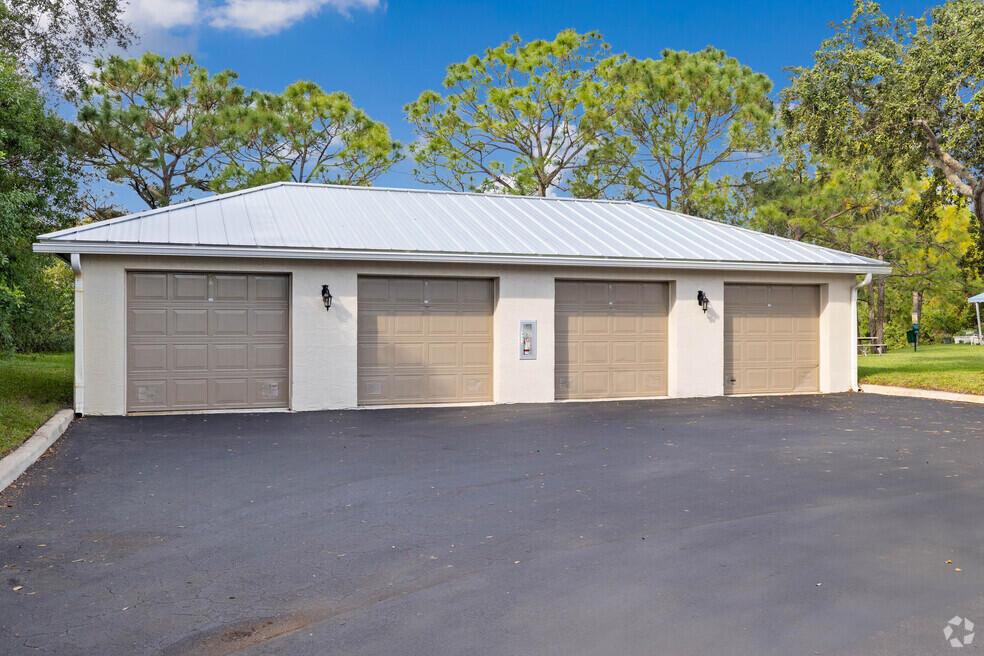 3821 SW Coquina Cv Way #205 Palm City, FL 34990