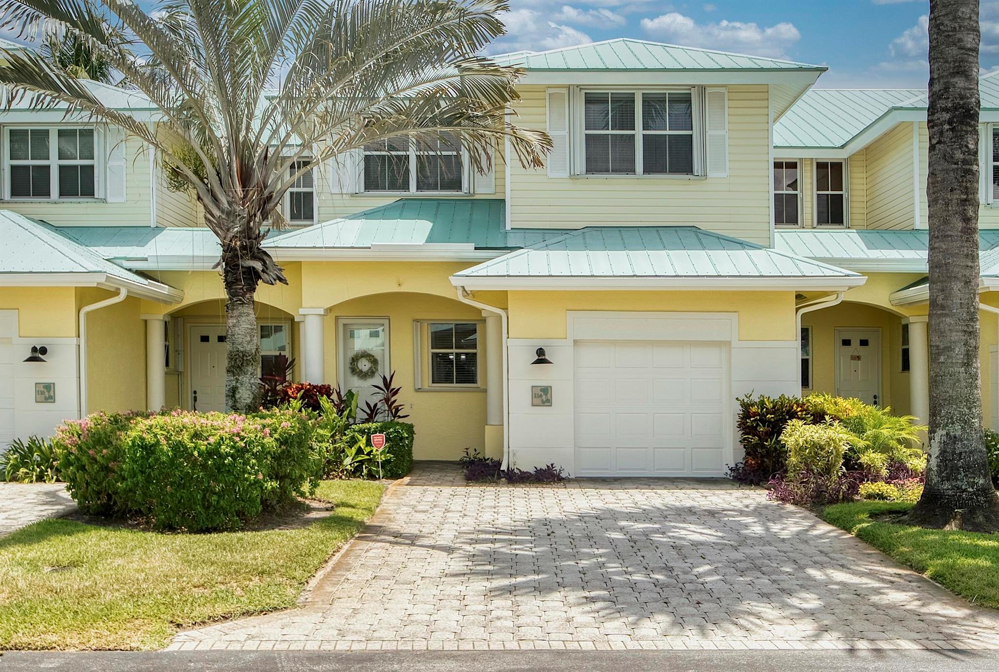 114 Barefoot Cv