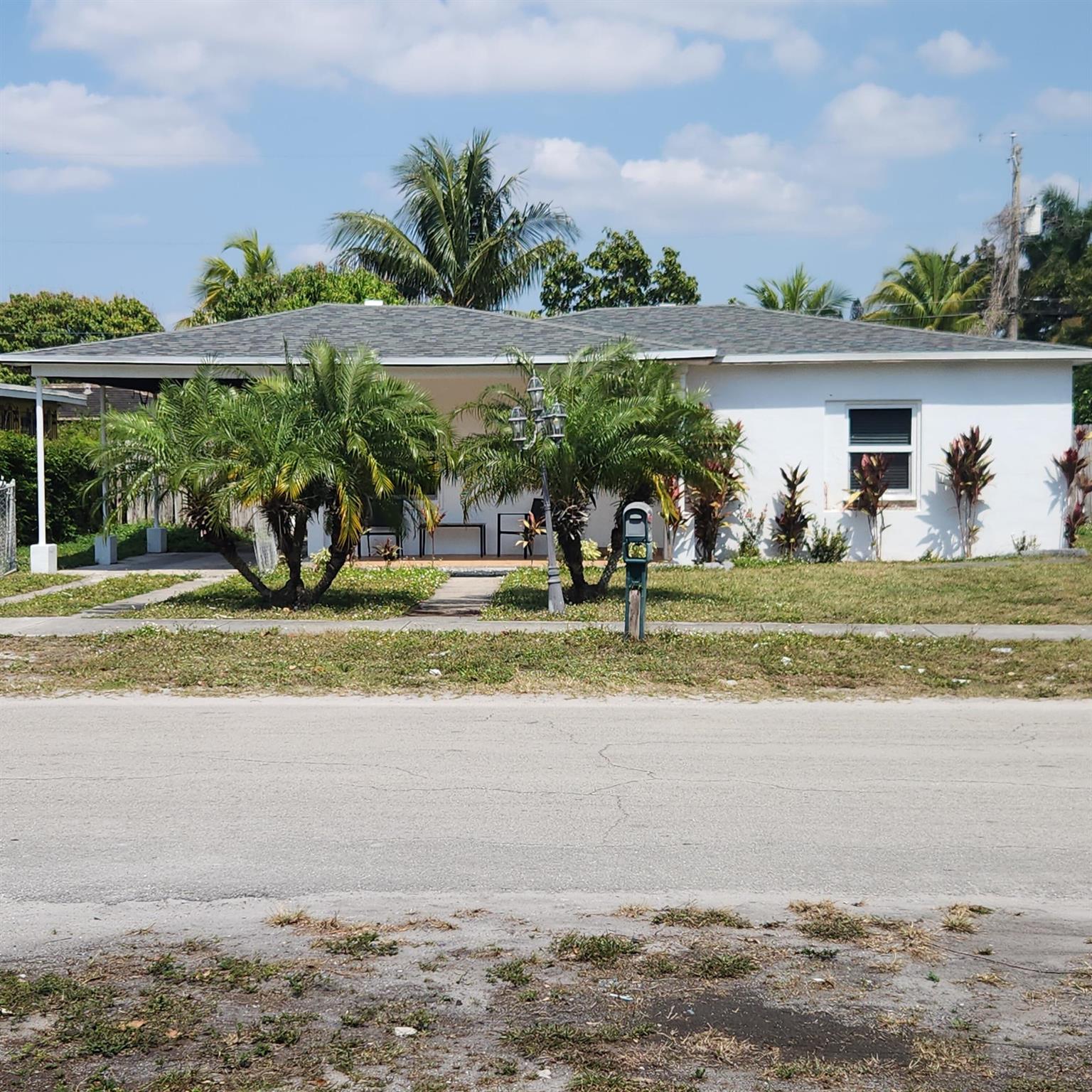 551 NW 107th St