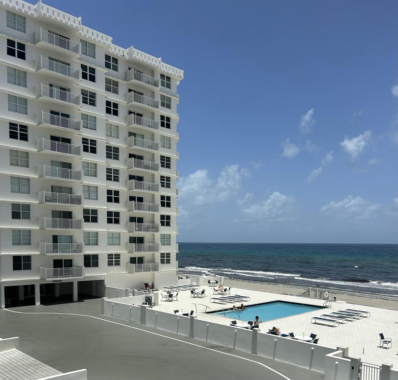4511 S Ocean Blvd #204
