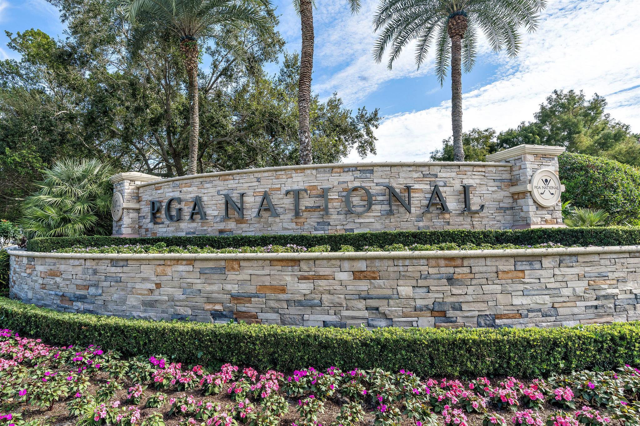 101 Club Dr,Palm Beach Gardens, FL 33418