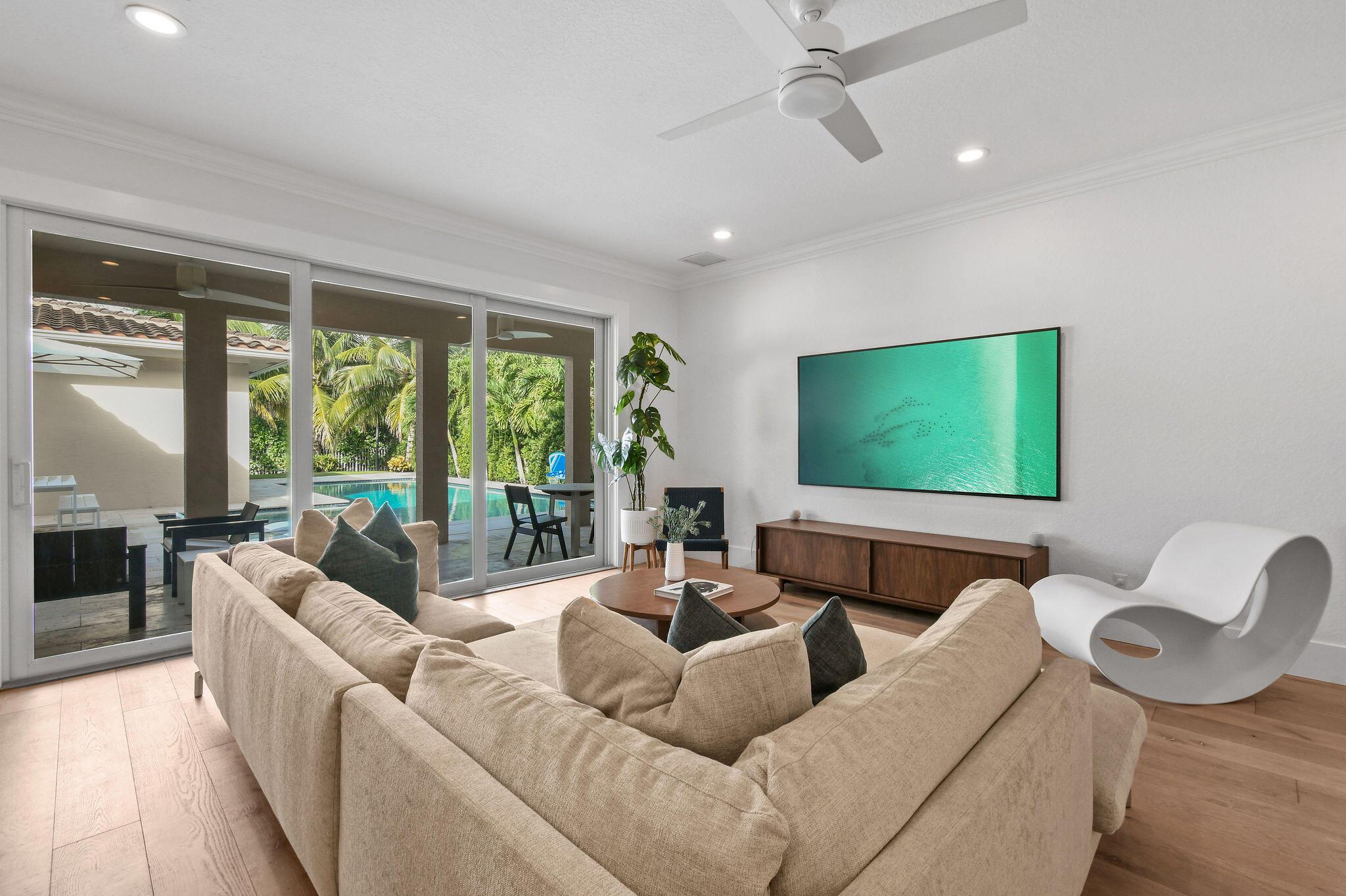 158 Ennis Ln Jupiter, FL 33458