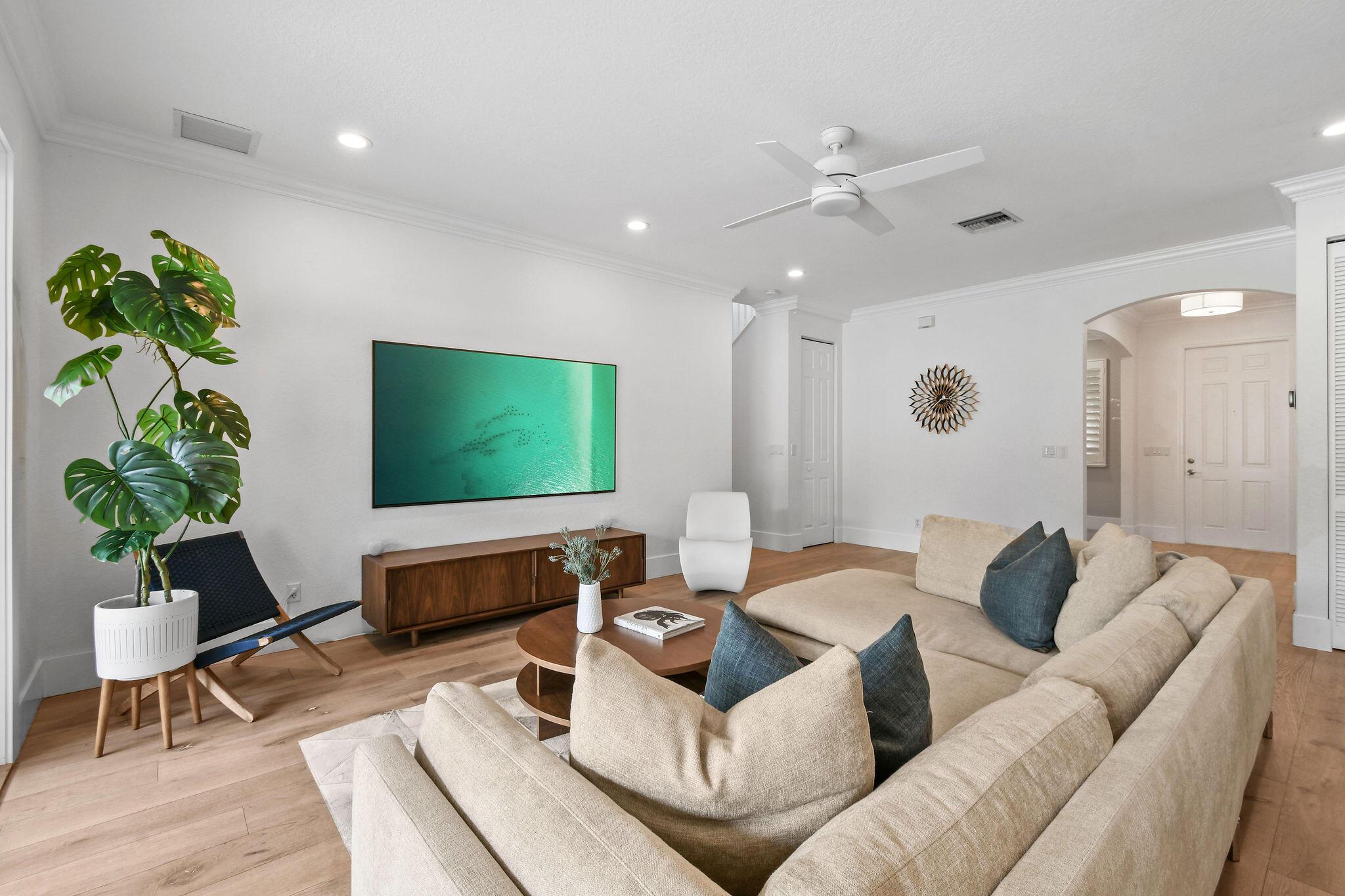 158 Ennis Ln Jupiter, FL 33458