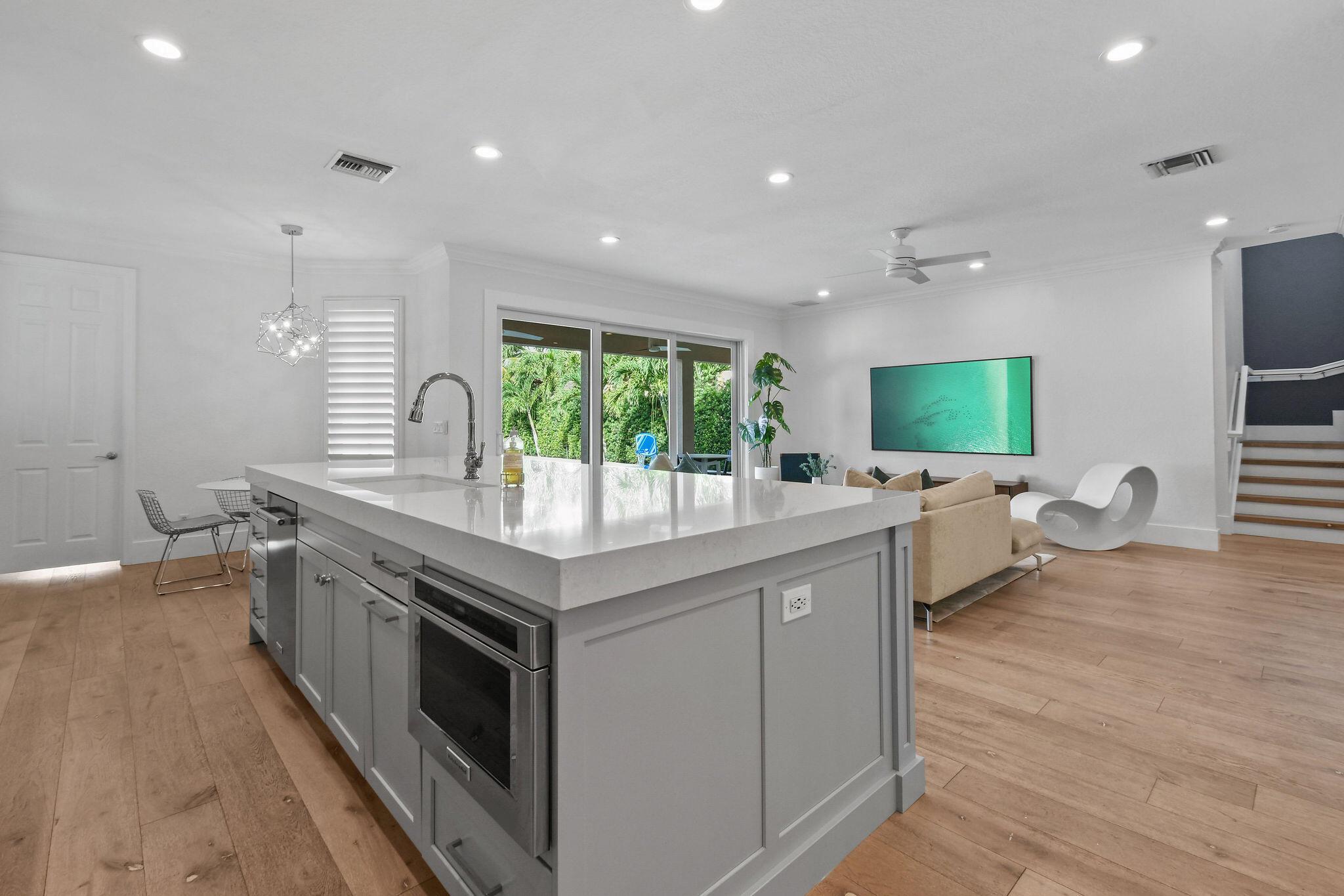 158 Ennis Ln Jupiter, FL 33458