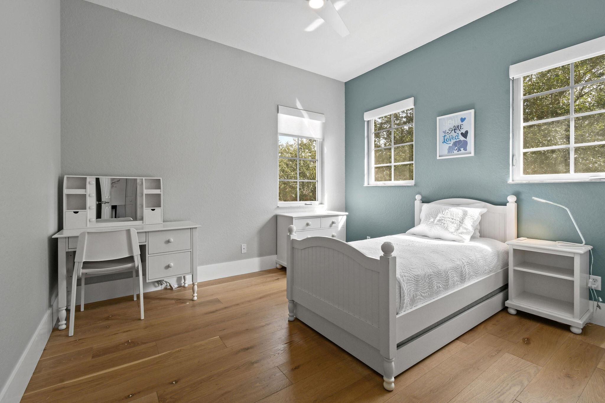 158 Ennis Ln Jupiter, FL 33458