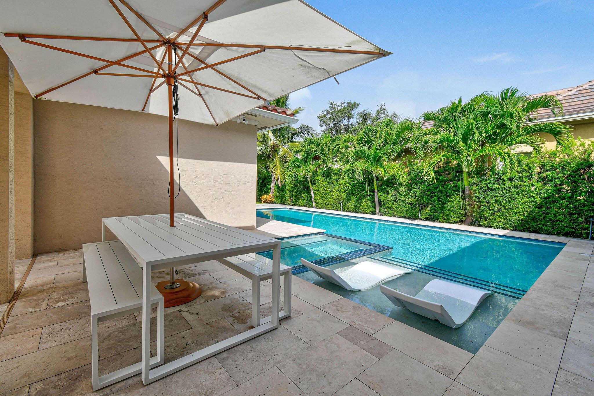 158 Ennis Ln Jupiter, FL 33458