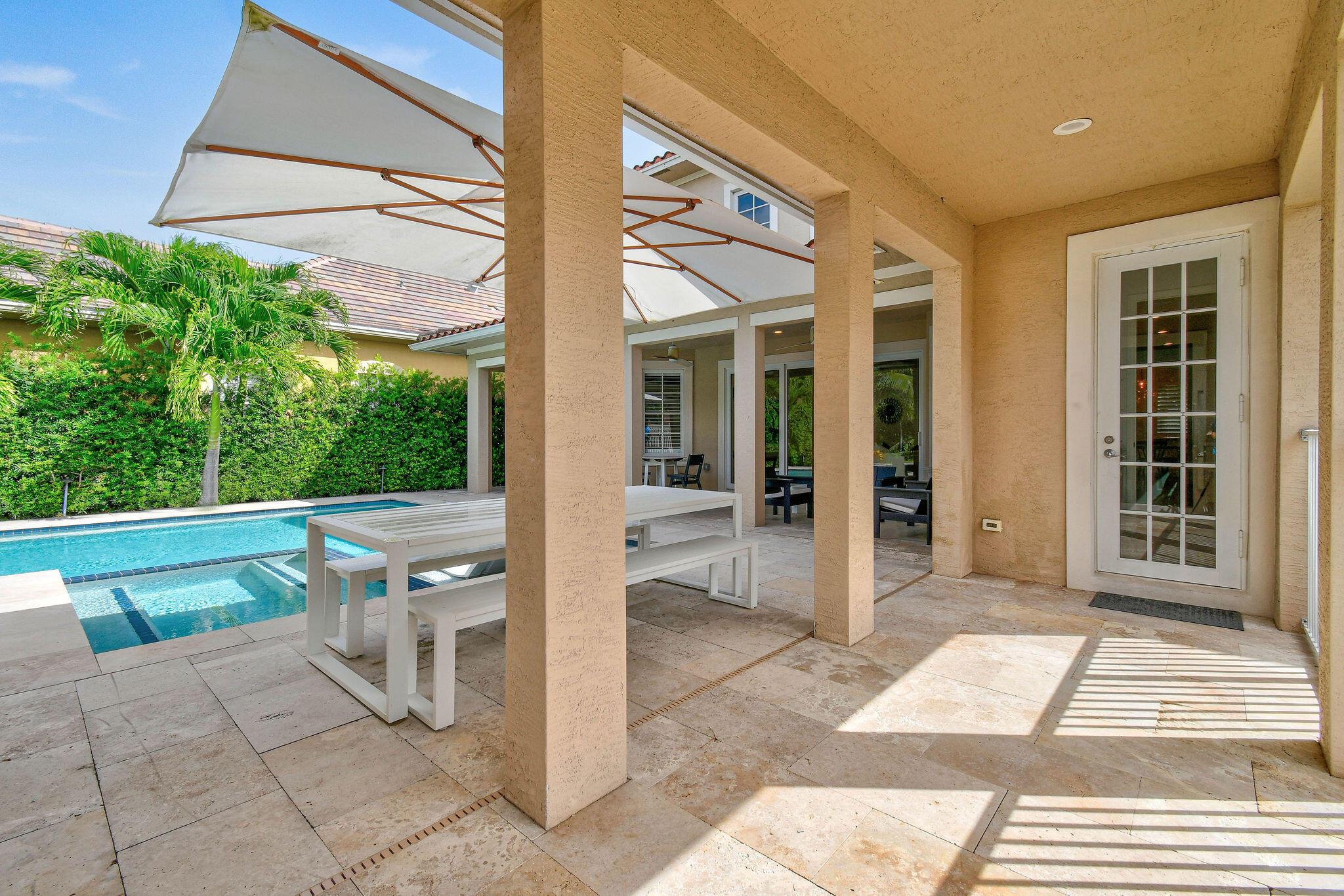 158 Ennis Ln Jupiter, FL 33458