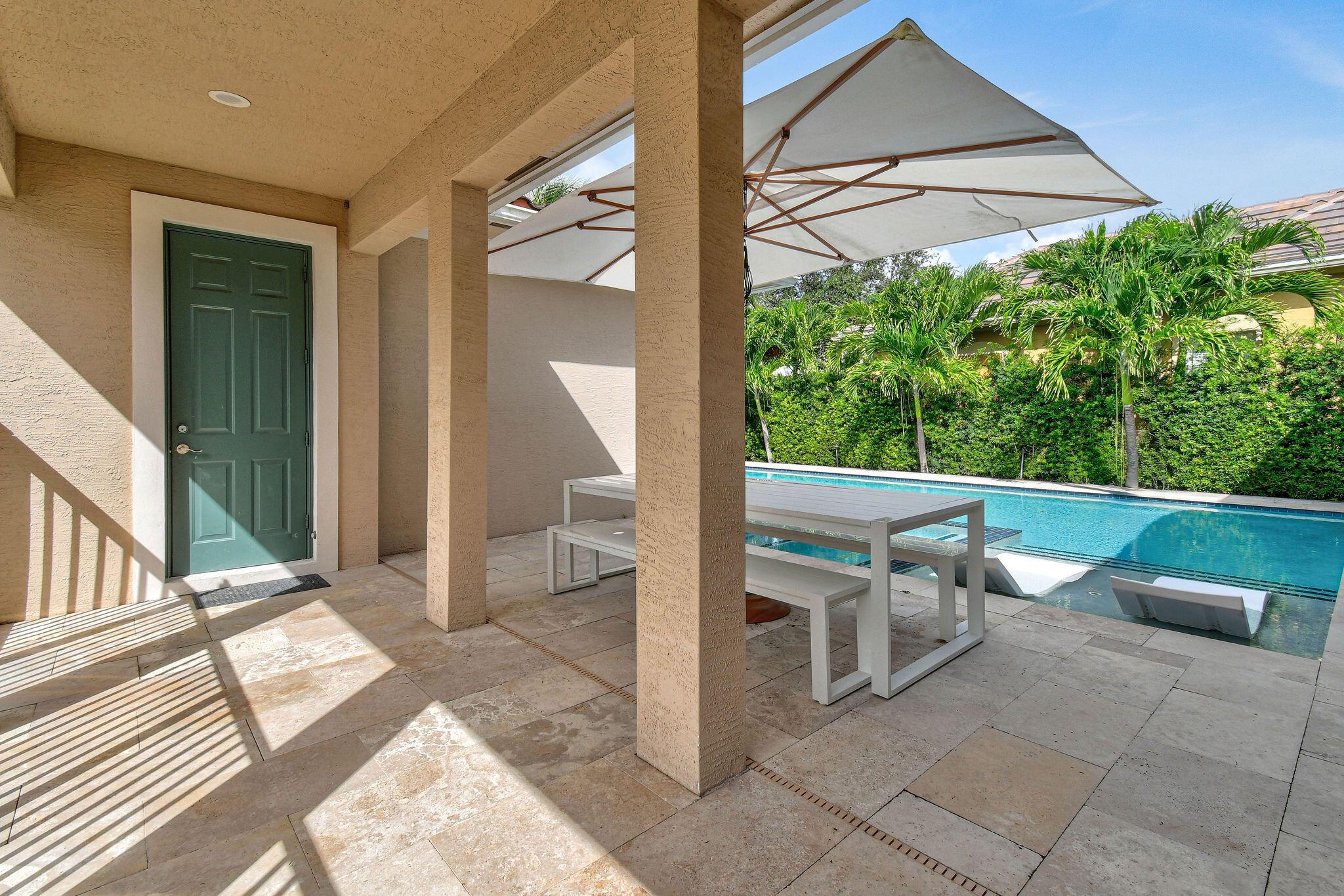 158 Ennis Ln Jupiter, FL 33458