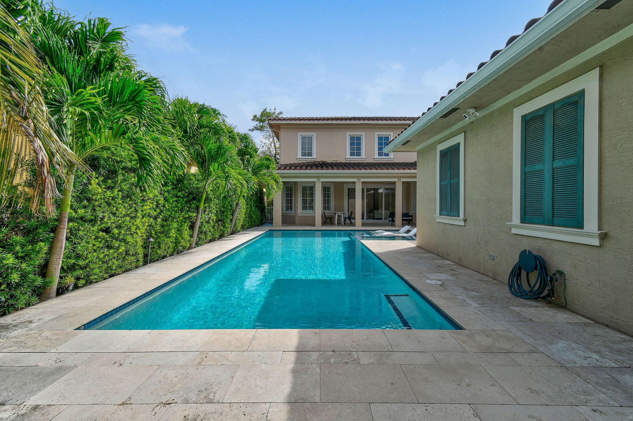 158 Ennis Ln Jupiter, FL 33458