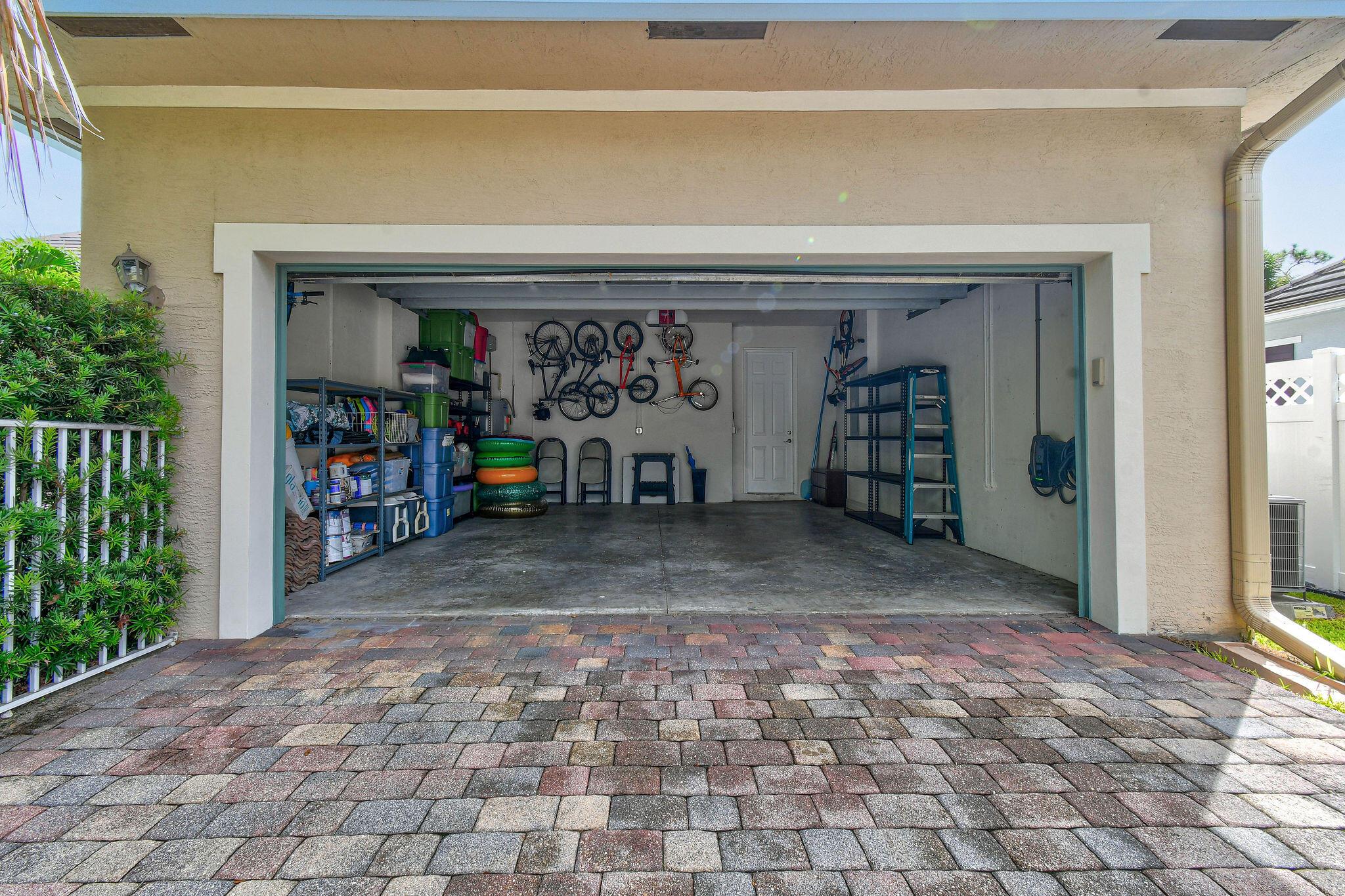158 Ennis Ln Jupiter, FL 33458
