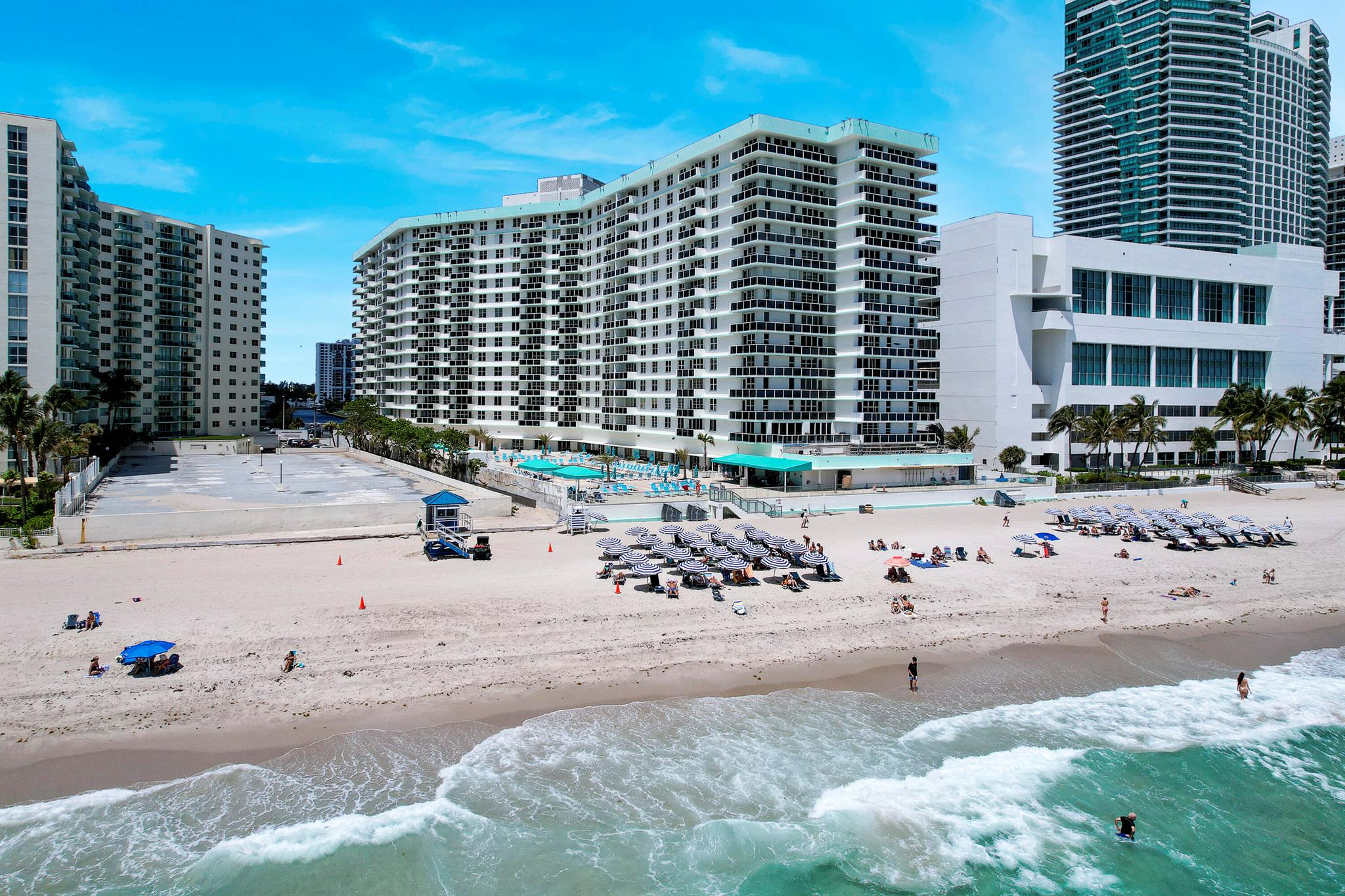 3725 S Ocean Dr #411