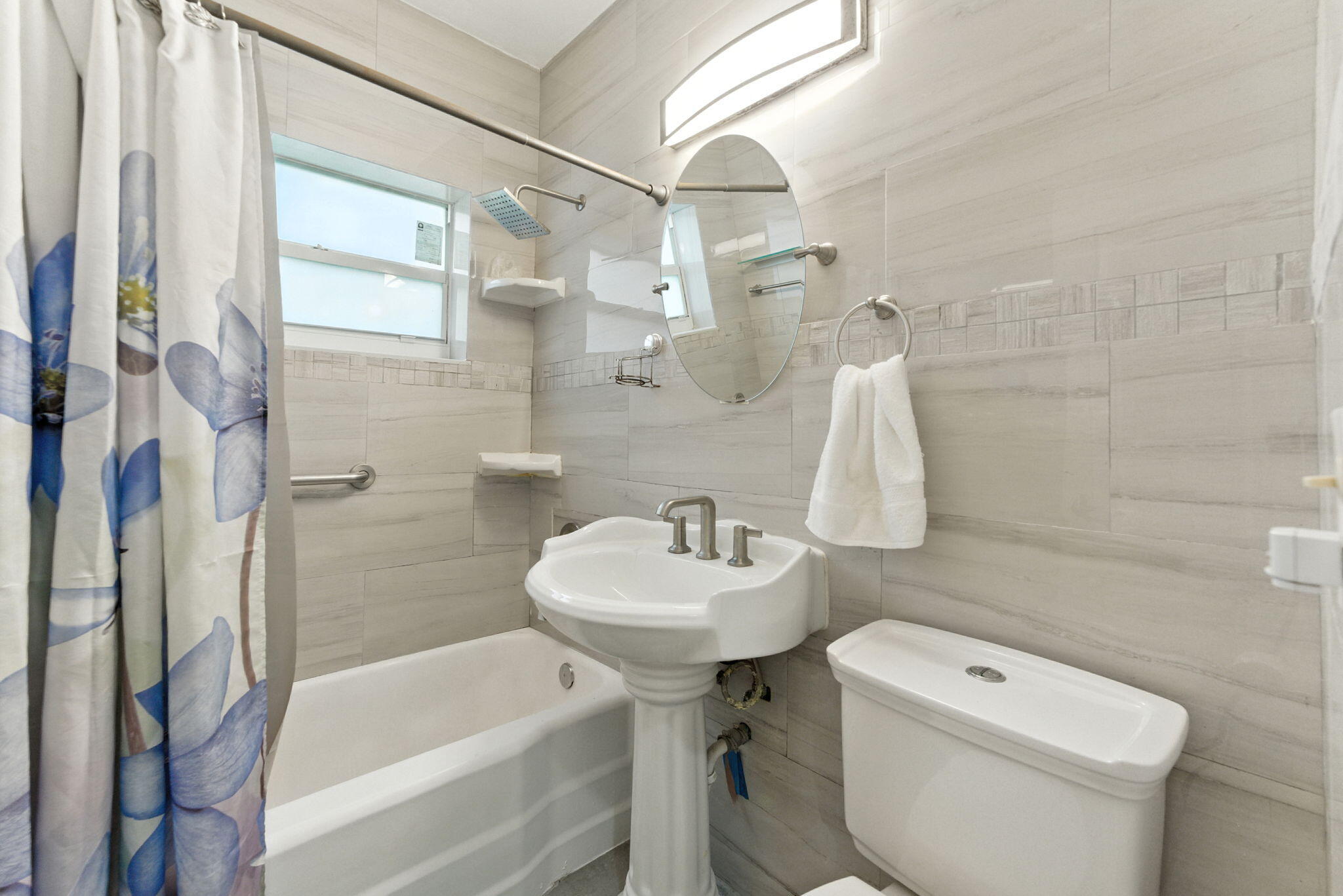 17570 NE 19th North Miami Beach, FL 33162