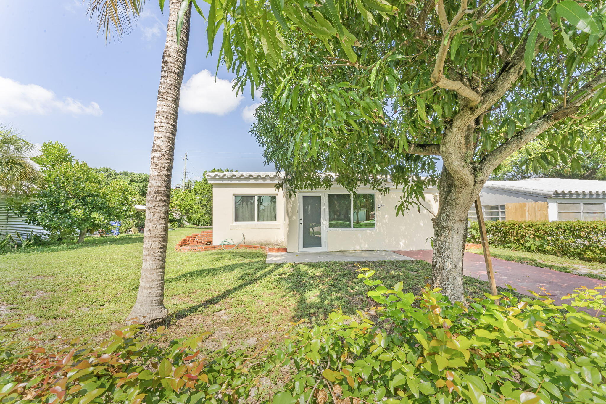 17570 NE 19th North Miami Beach, FL 33162