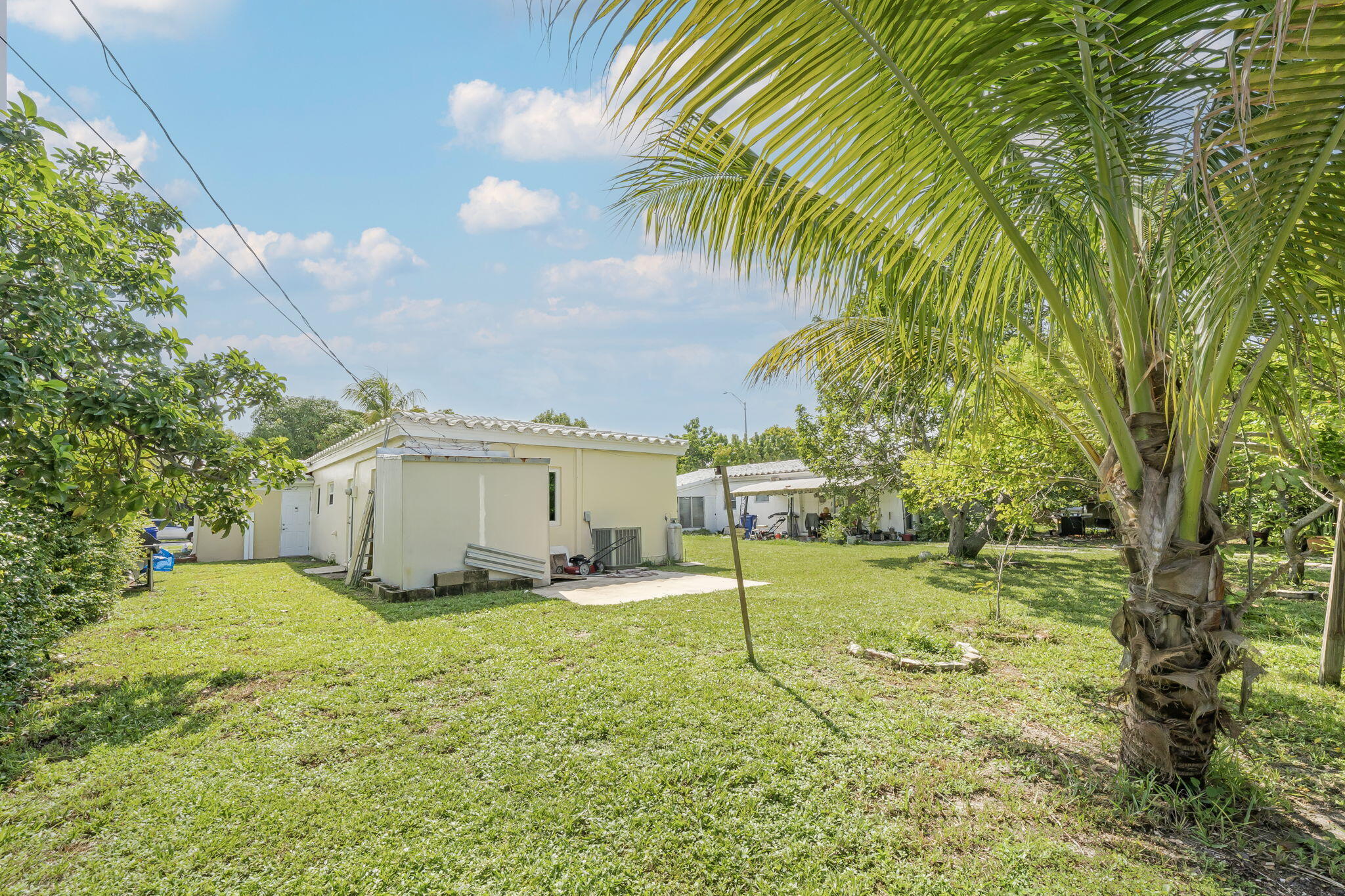 17570 NE 19th North Miami Beach, FL 33162