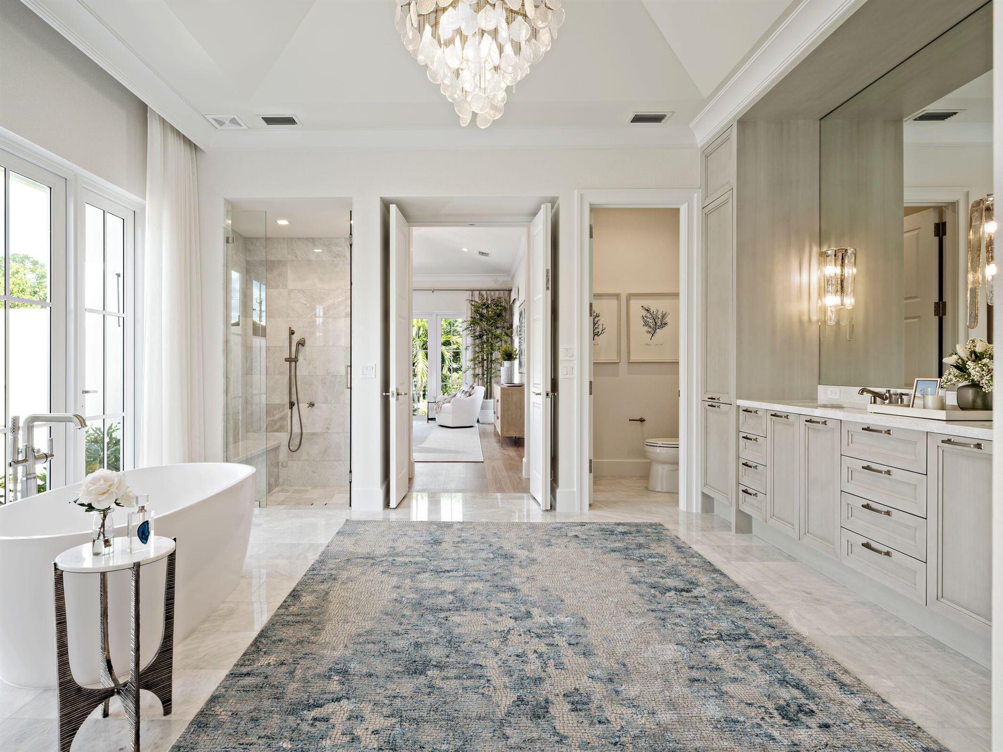 2913 Bluewater Cv Gulfstream, FL 33483