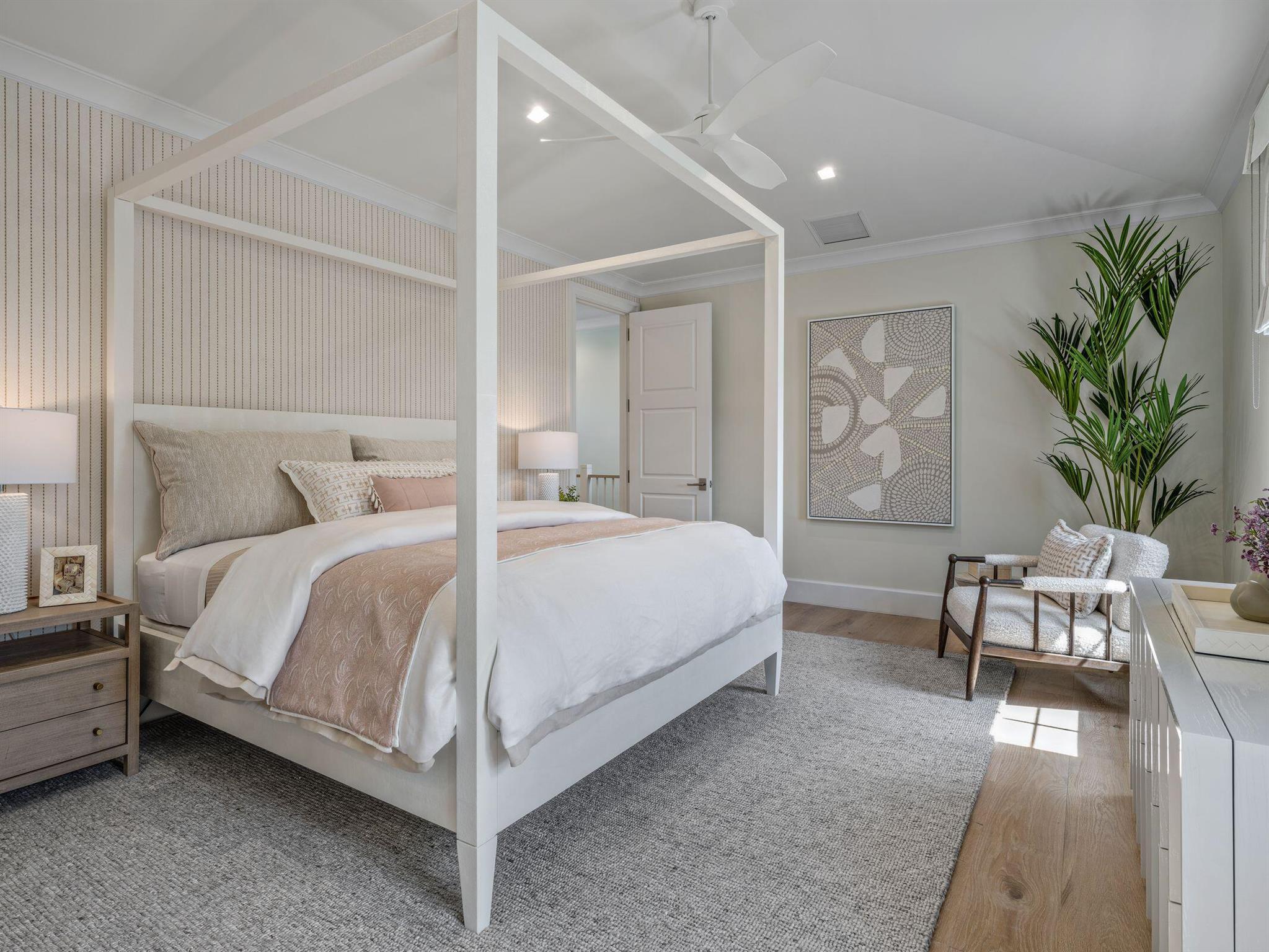 2913 Bluewater Cv Gulfstream, FL 33483