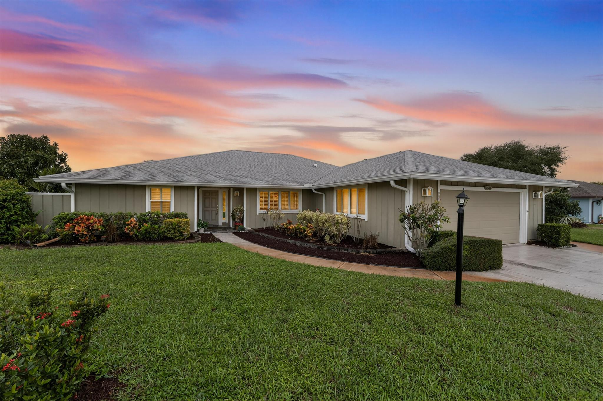 6984 SE Bunker Hl Dr