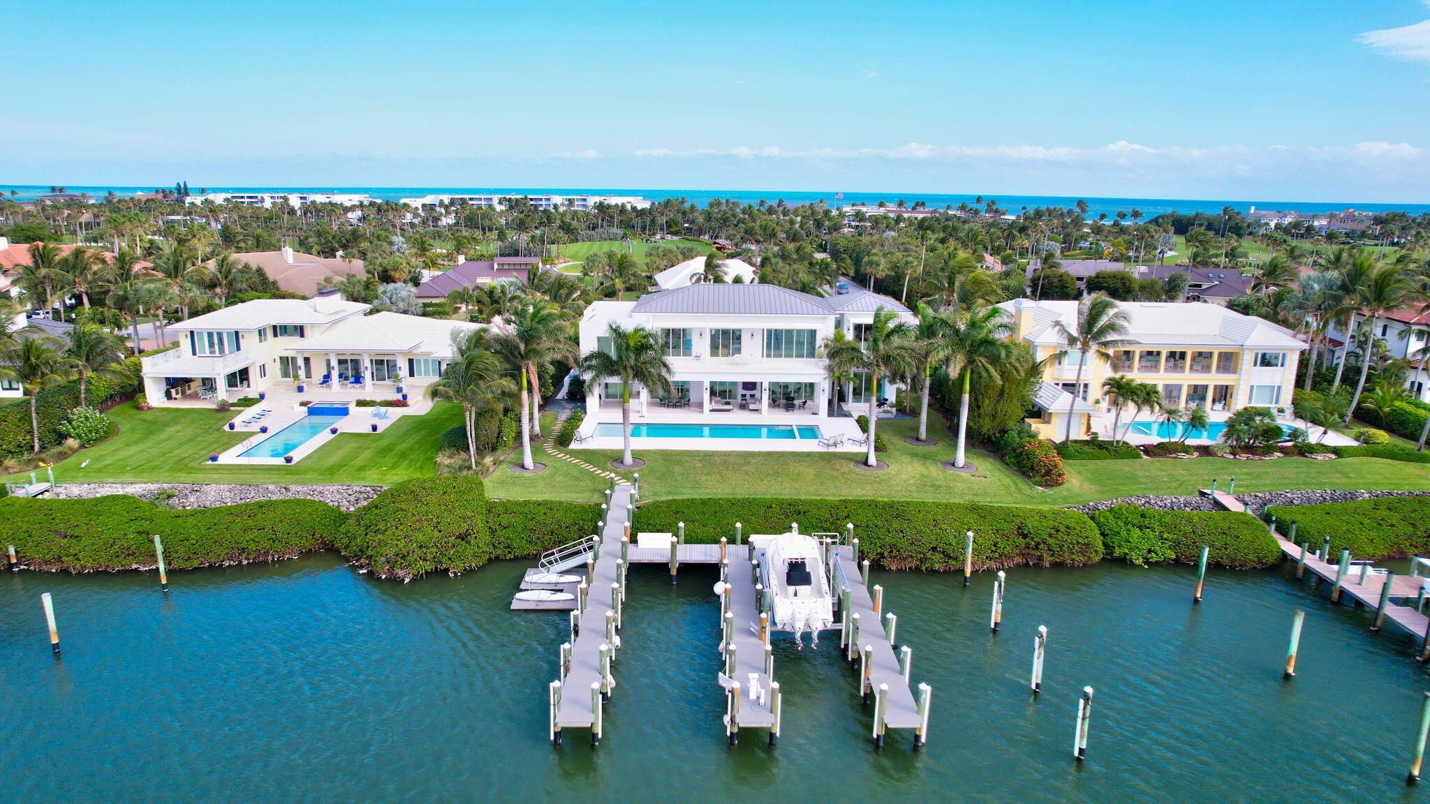 6900 SE Harbor Cir Stuart, FL 34996 6900 SE Harbor Cir Stuart, FL 34996