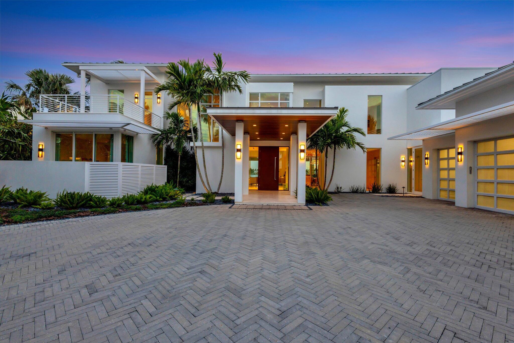 6900 SE Harbor Cir Stuart, FL 34996 6900 SE Harbor Cir Stuart, FL 34996