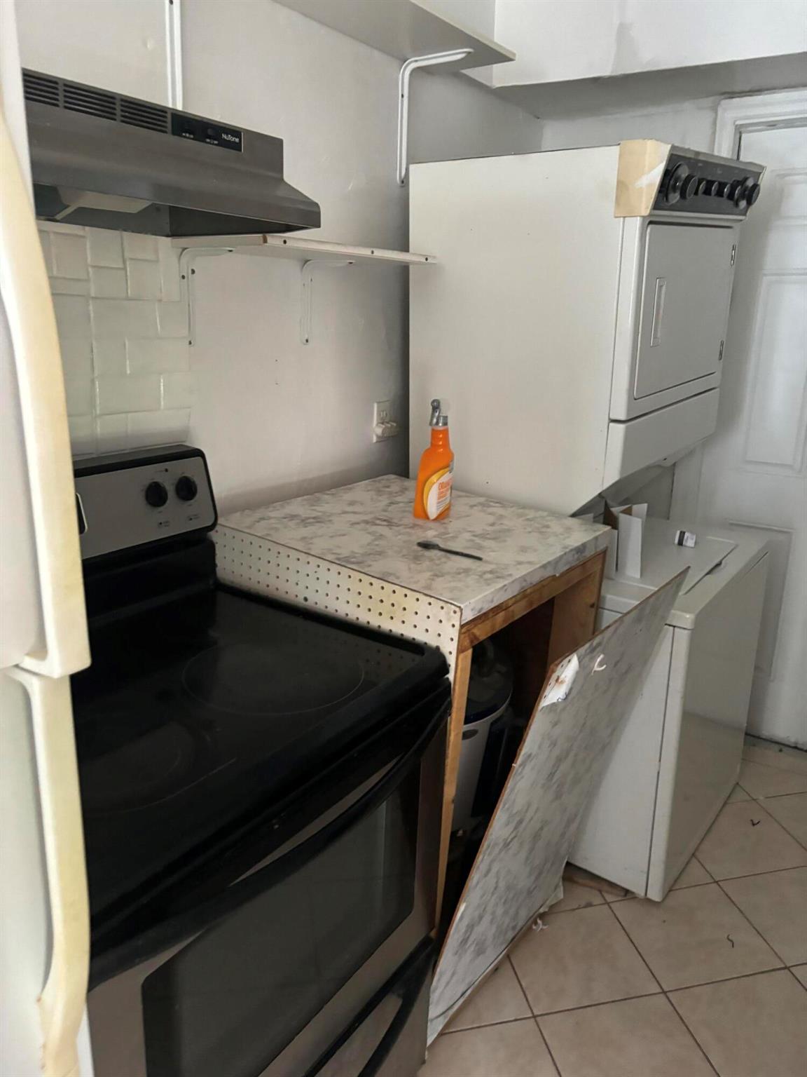 1025-1027 NE 16th Ter Fort Lauderdale, FL 33304