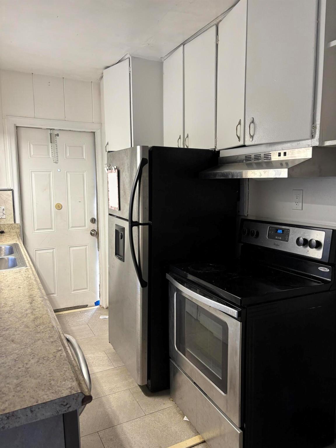 1025-1027 NE 16th Ter Fort Lauderdale, FL 33304