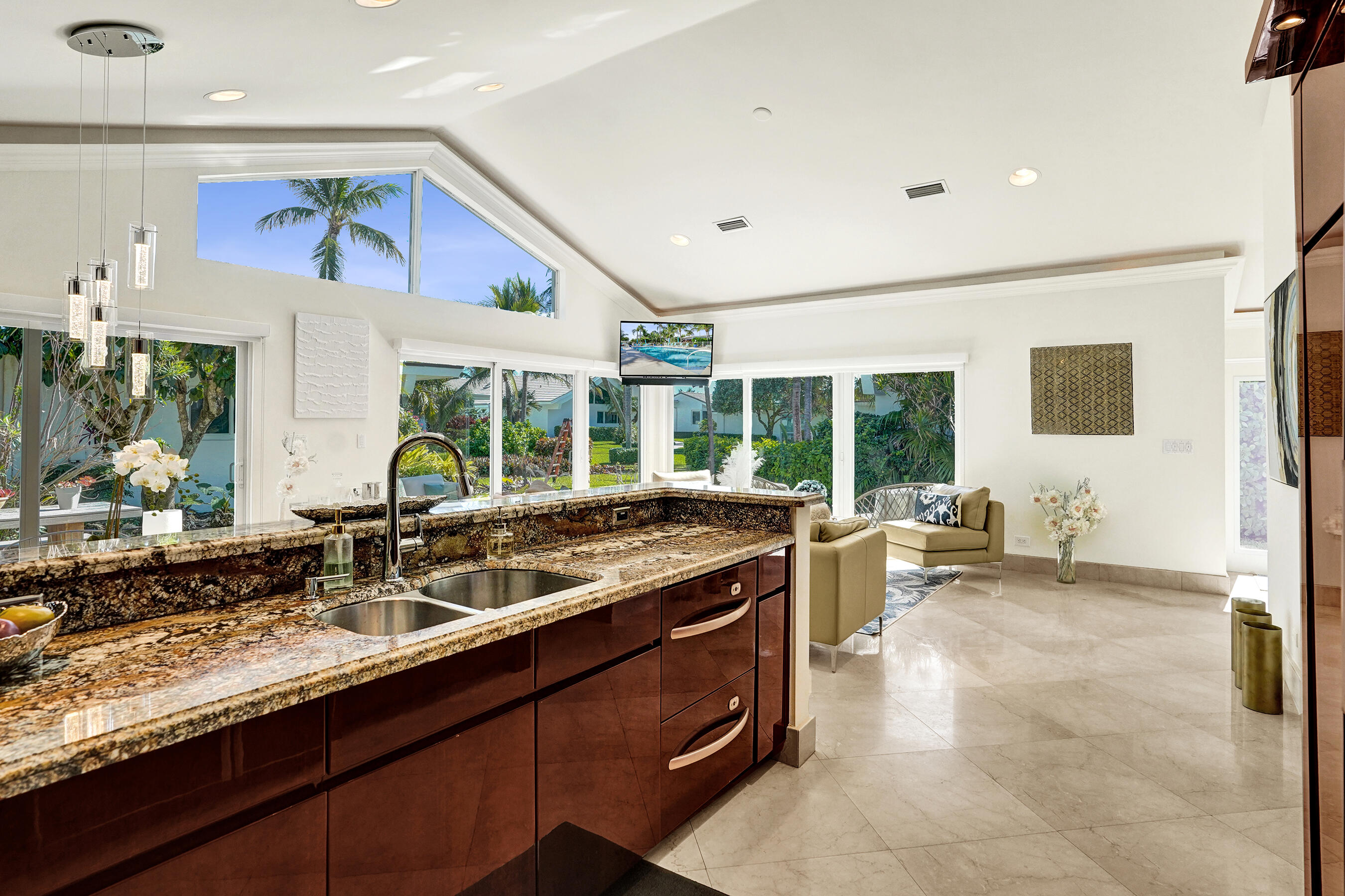 1212 Hillsboro Mile #Villa 14 Hillsboro Beach, FL 33062