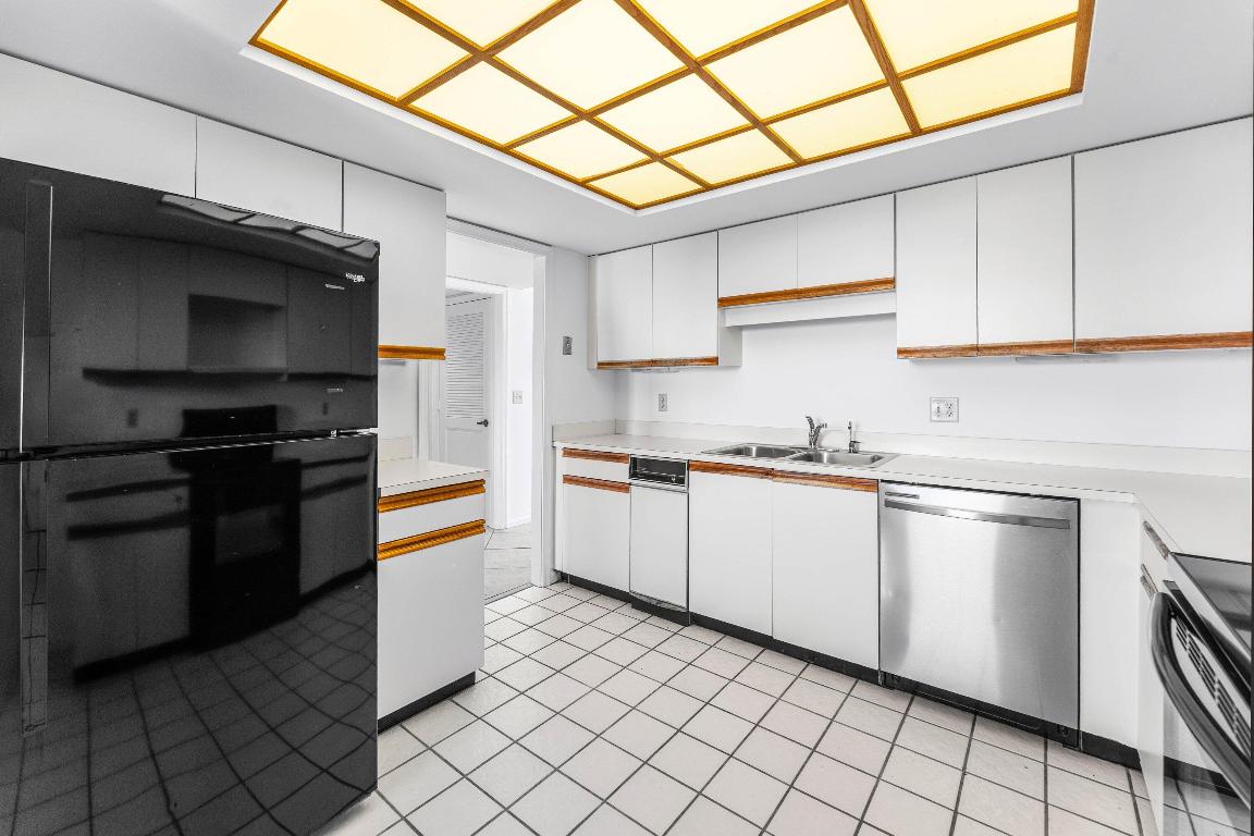 356 Golfview Rd #Ph-7 North Palm Beach, FL 33408