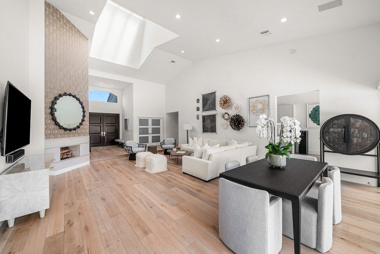 215 Island Jupiter, FL 33477