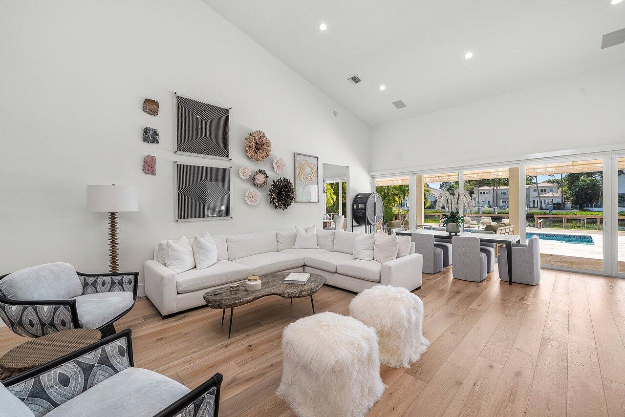 215 Island Jupiter, FL 33477