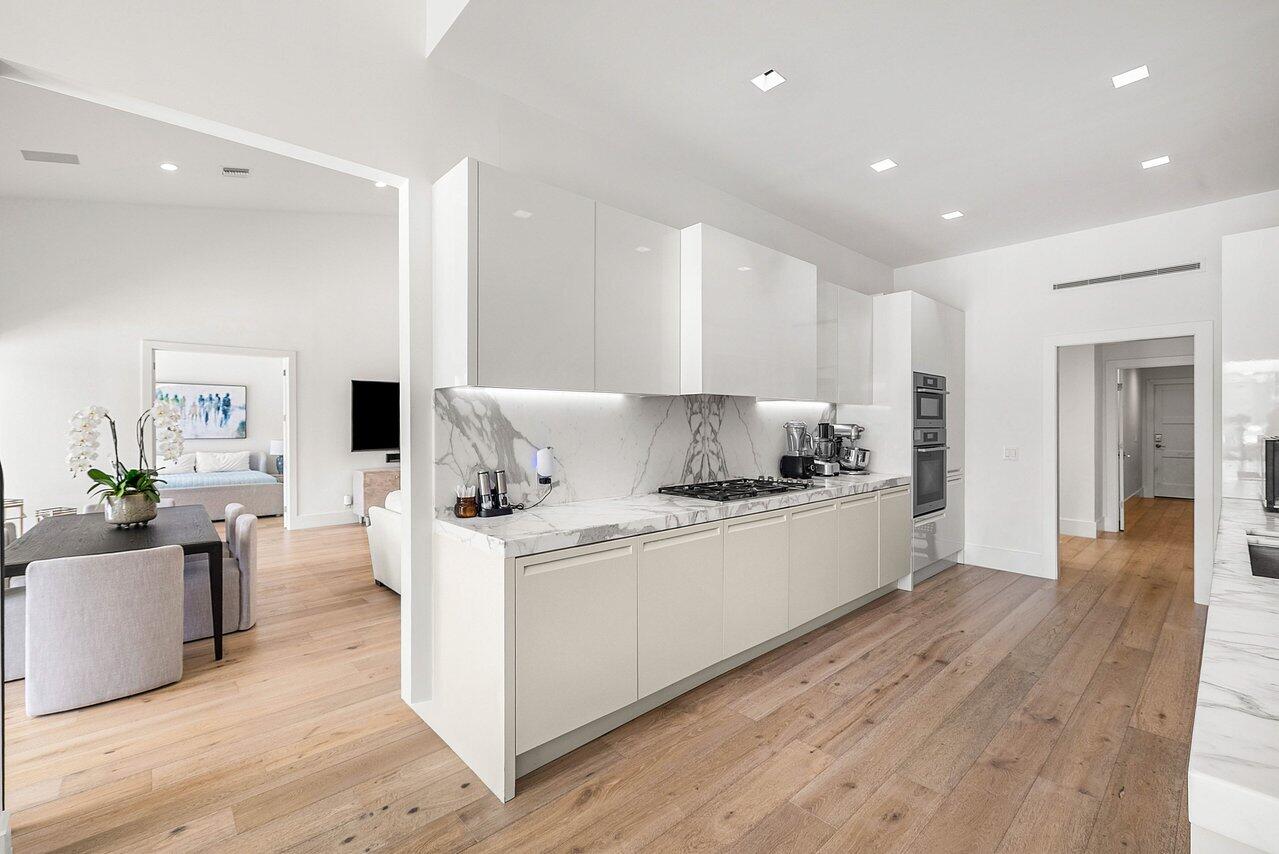 215 Island Jupiter, FL 33477