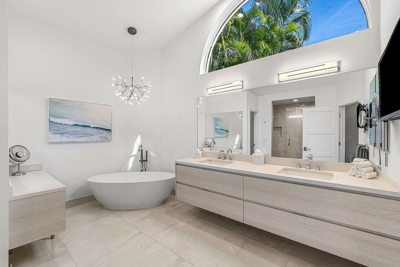 215 Island Jupiter, FL 33477