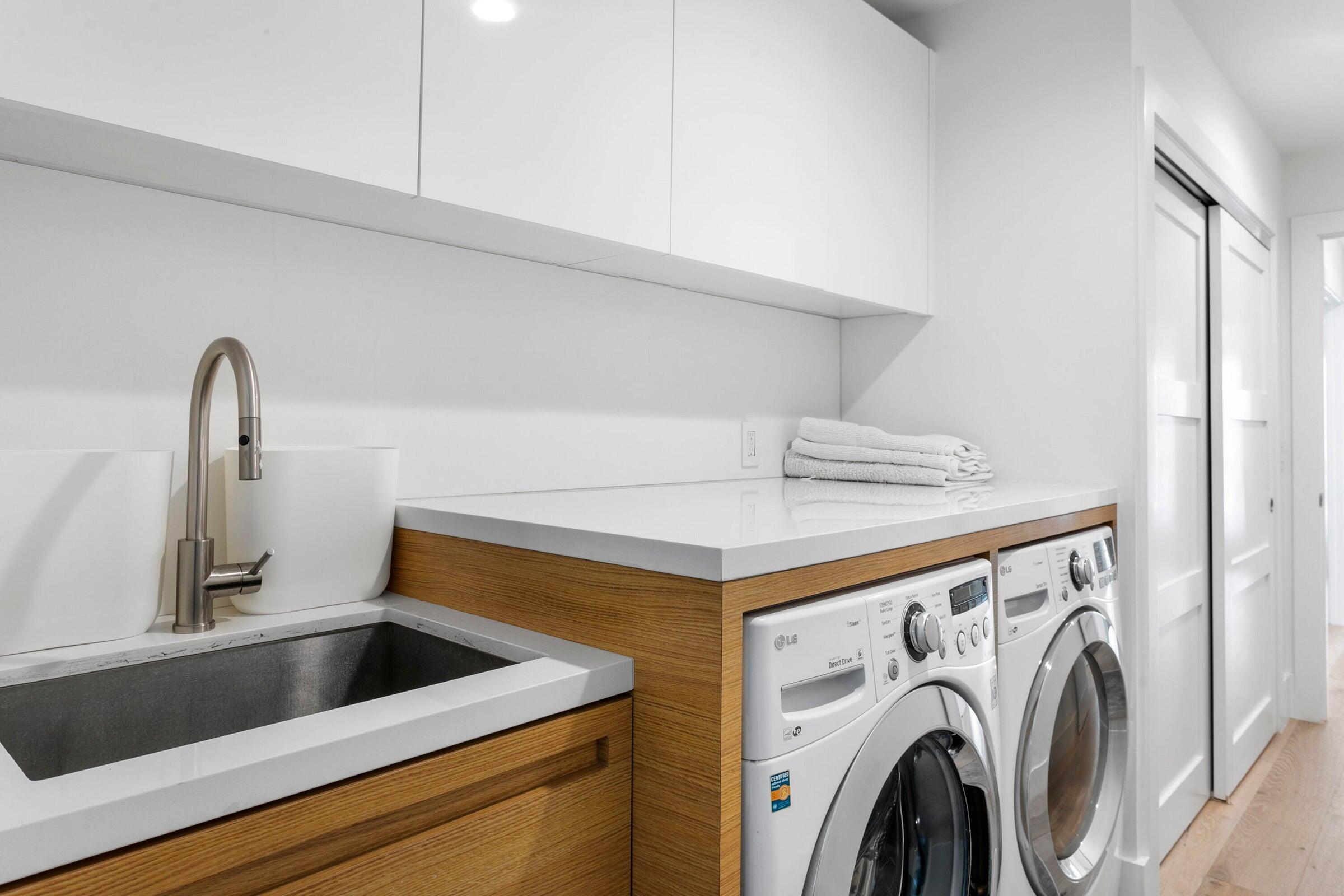 215 Island Jupiter, FL 33477