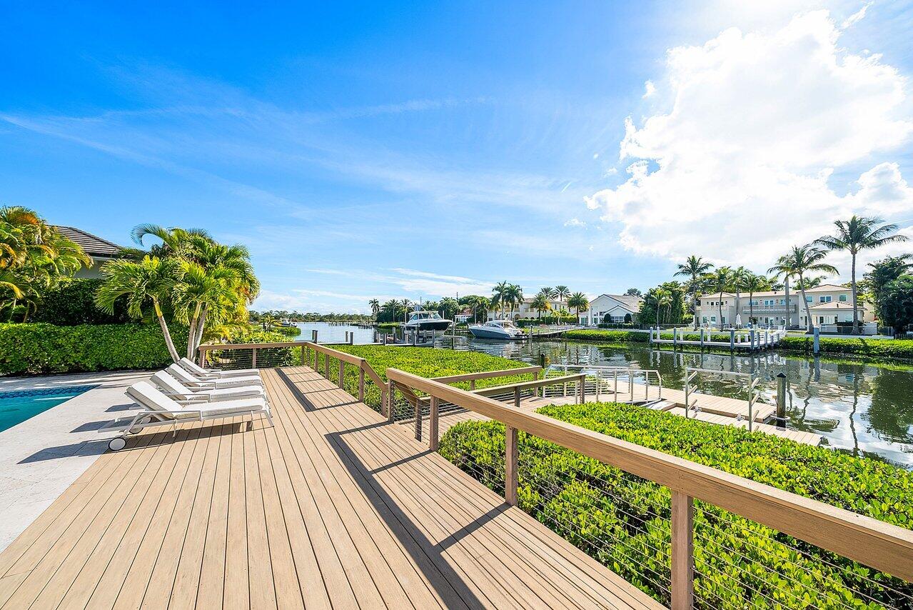 215 Island Jupiter, FL 33477