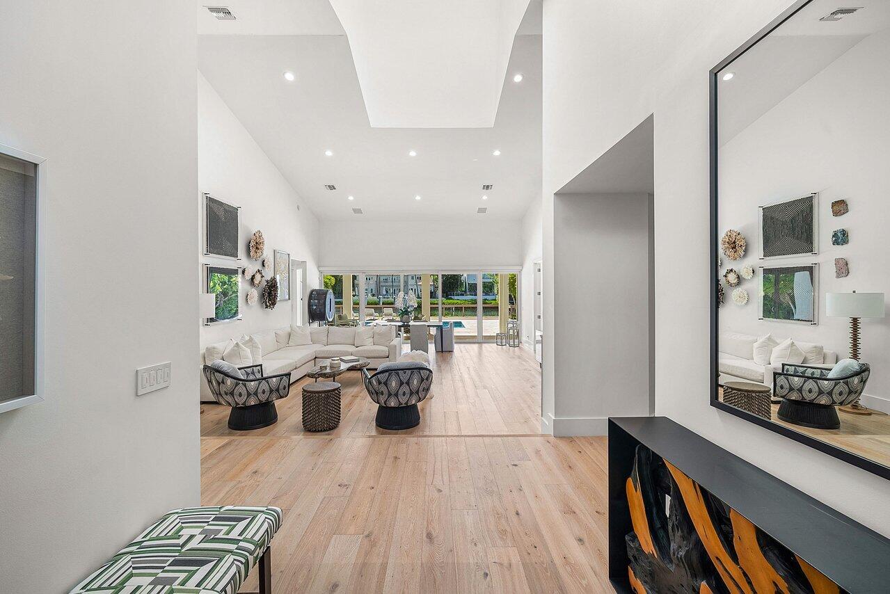 215 Island Jupiter, FL 33477