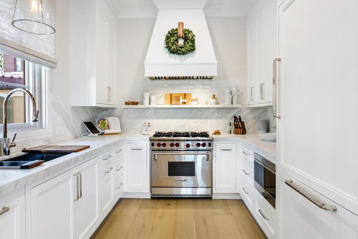 304 Villa Dr Jupiter, FL 33477