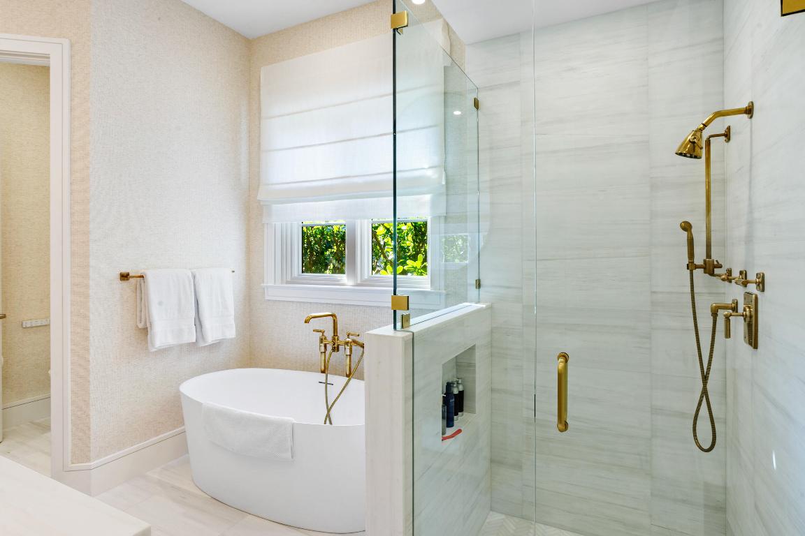 304 Villa Dr Jupiter, FL 33477