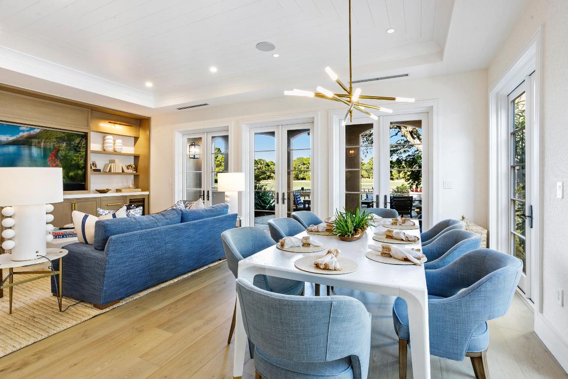 304 Villa Dr Jupiter, FL 33477