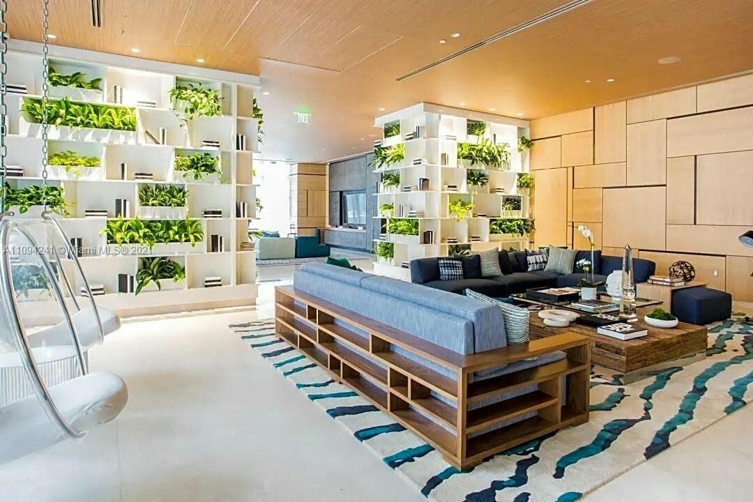 image Brickell Heights West21