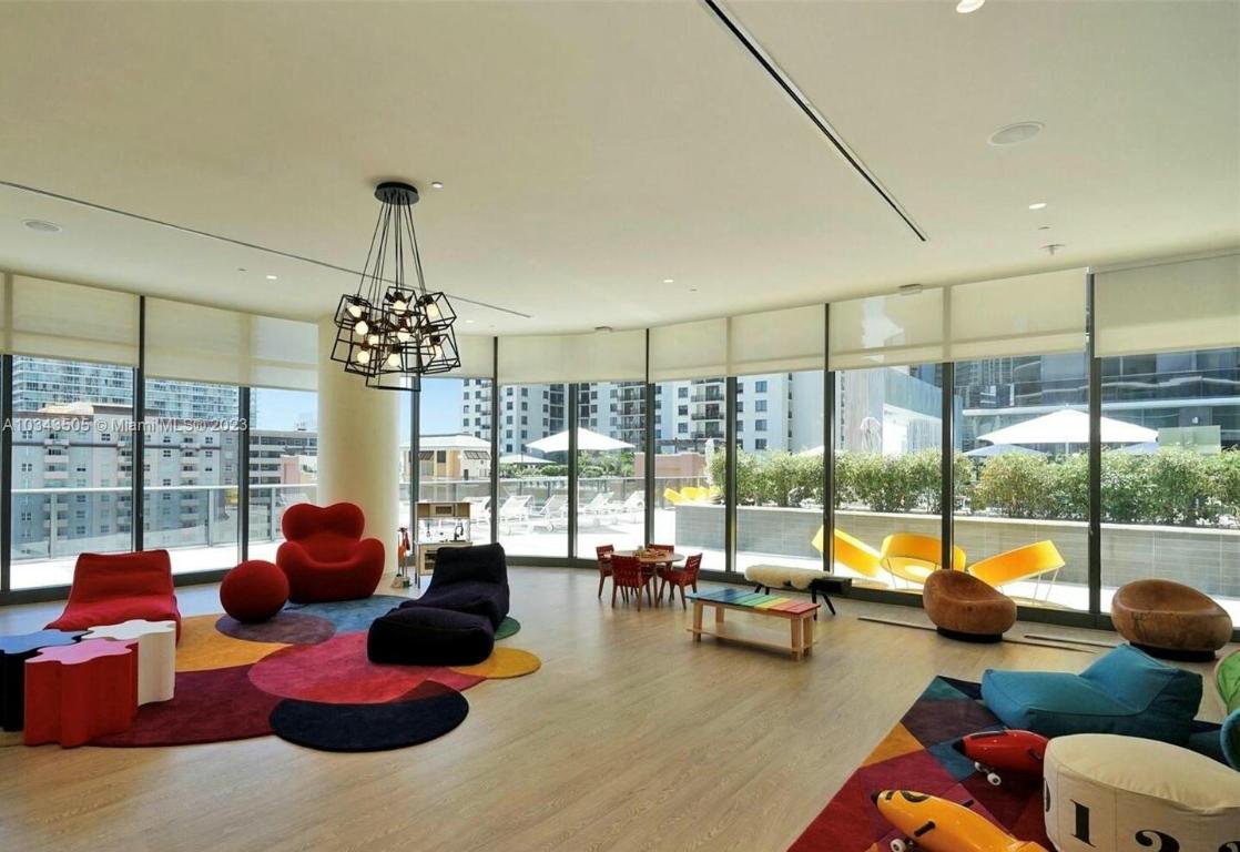 image Brickell Heights West23