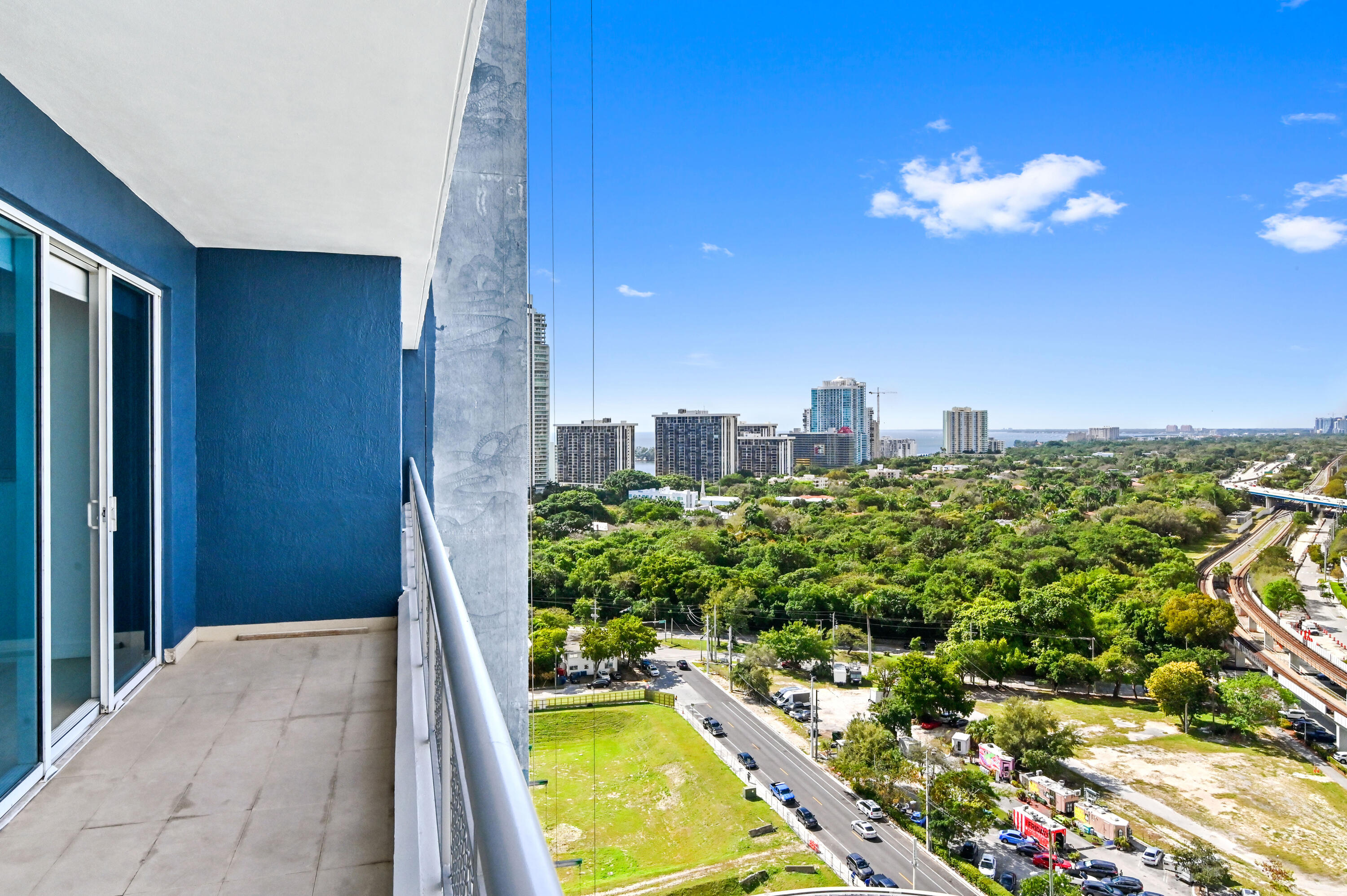 image Infinity at Brickell12