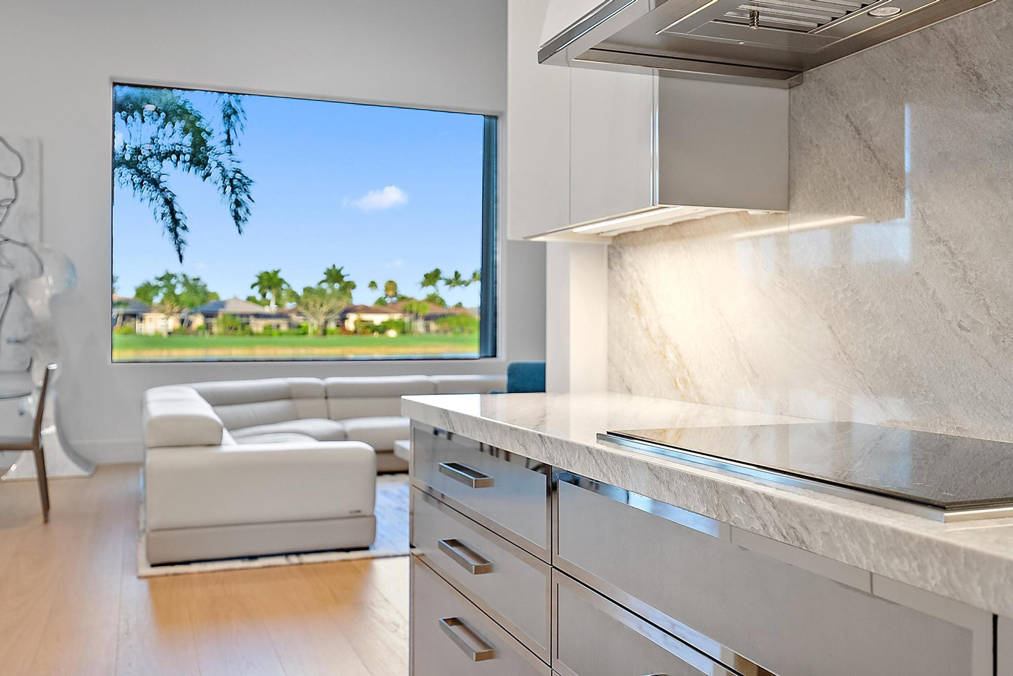7638 Hawks Lndg West Palm Beach, FL 33412