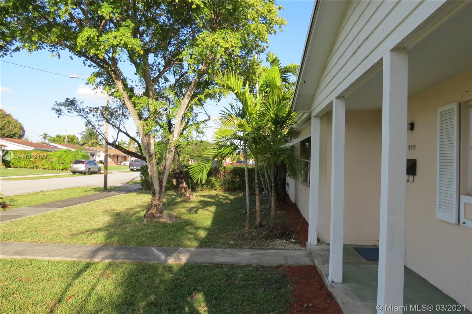 10010 SW 13th Ter