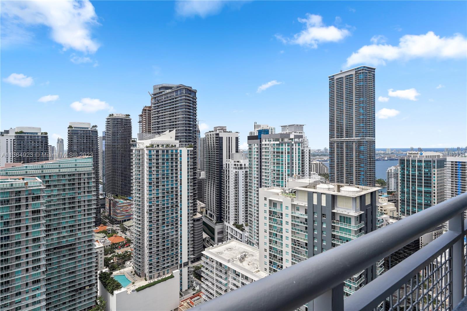 image Infinity at Brickell15
