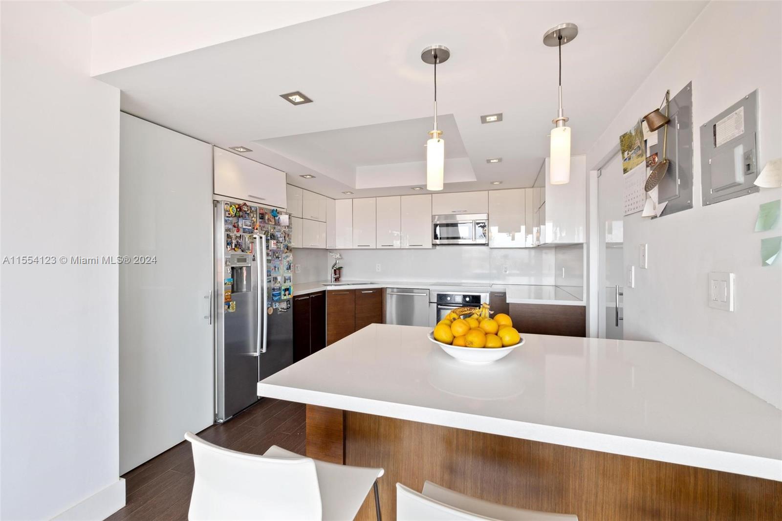 image Commodore Club West 12