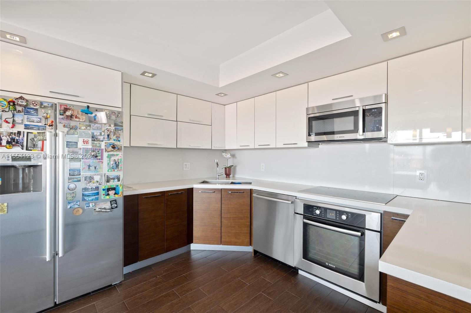 image Commodore Club West 13