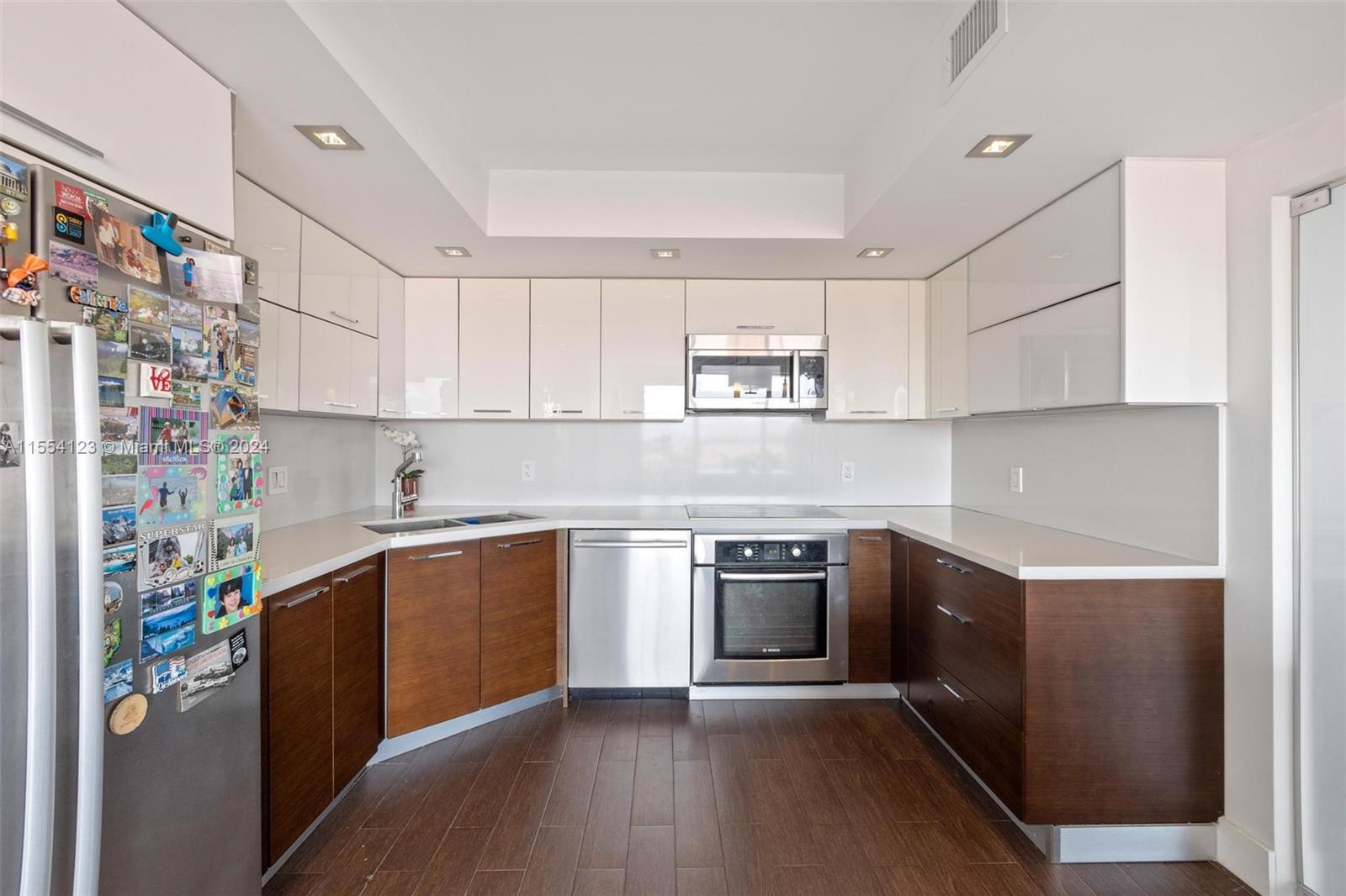 image Commodore Club West 14