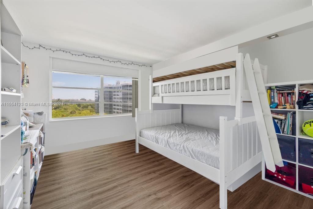 image Commodore Club West 17